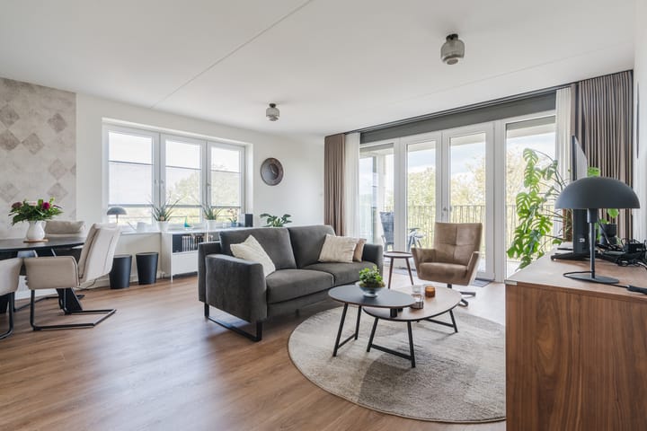 Photo 2 of Heinsiusstraat 115