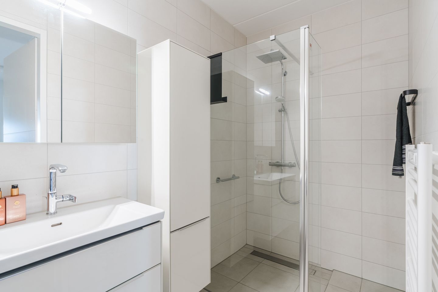 Photo 19 of Heinsiusstraat 115