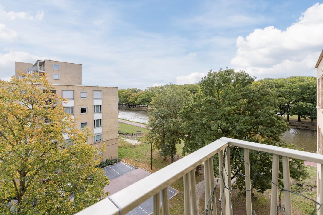 Photo 23 of Heinsiusstraat 115