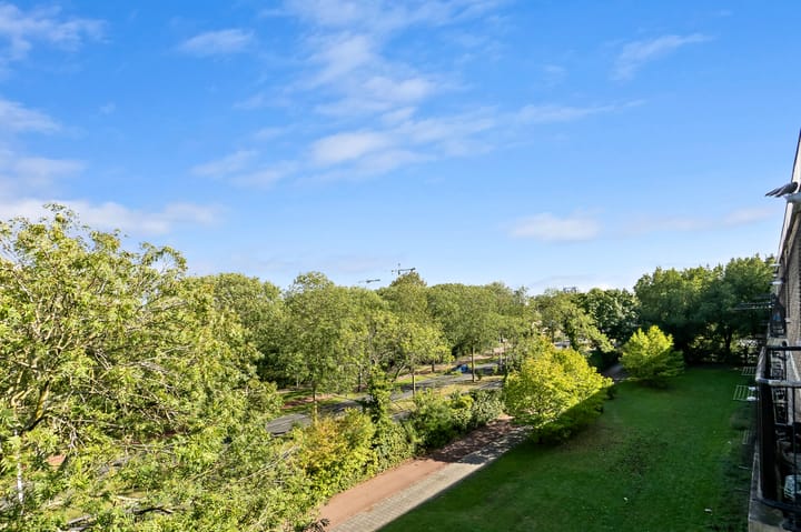 Foto 4 van Bachstraat 326