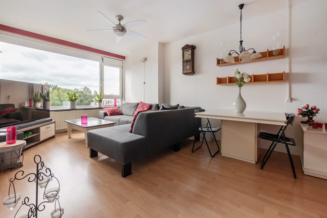 Foto 8 van Bachstraat 326