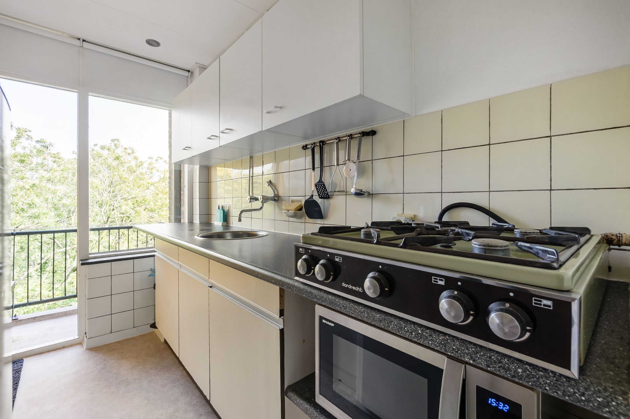 Foto 30 van Bachstraat 326