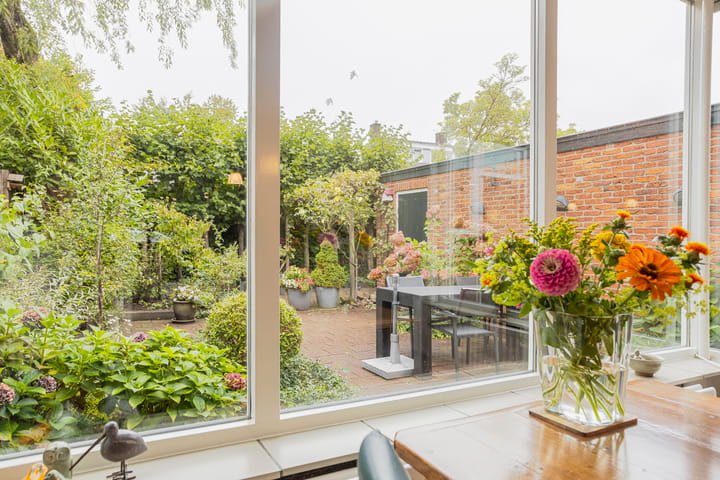 Foto 13 van Van Alphenstraat 7