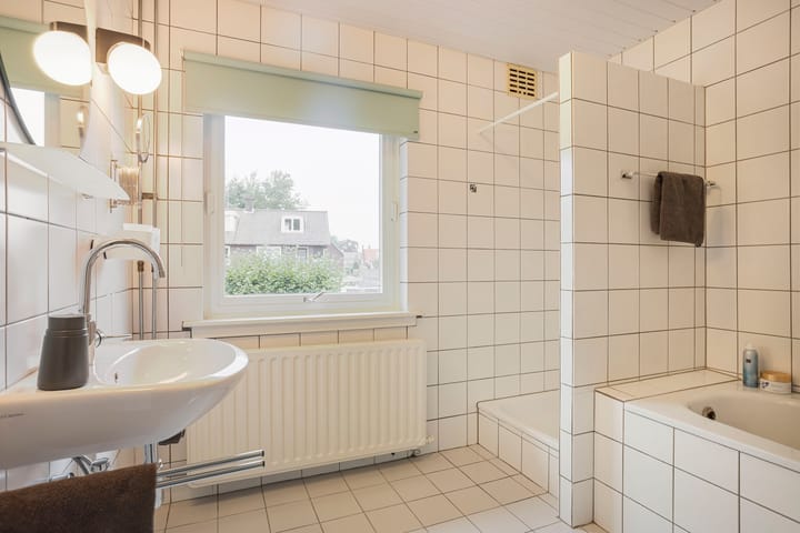 Foto 21 van Van Alphenstraat 7