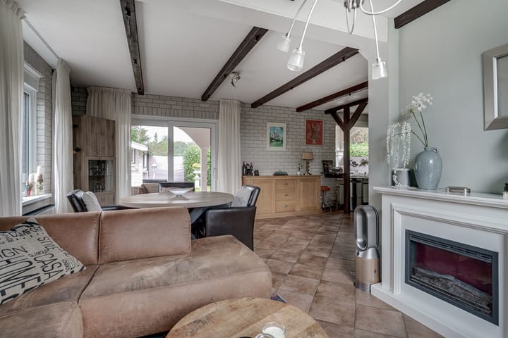 Foto 2 van Melkweg 2-120