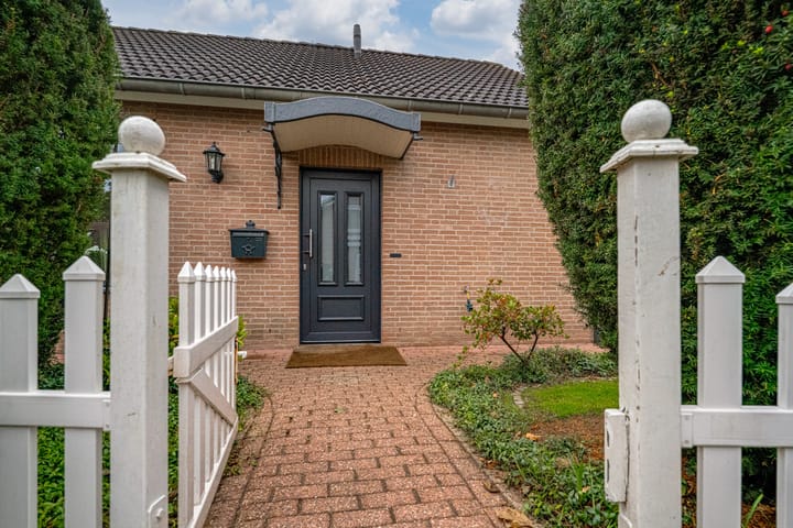 Foto 10 van Melkweg 2-120