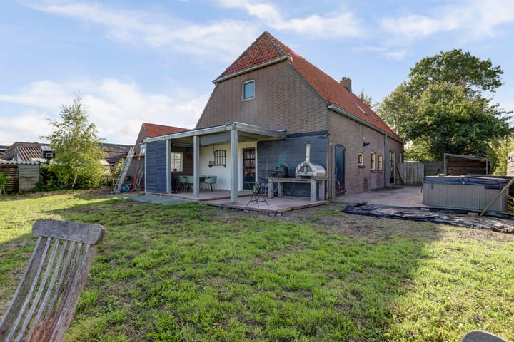 Photo 42 of Burgerstraat 18