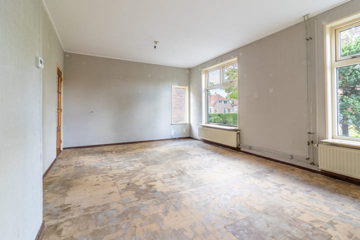 Photo 13 of Molenstraat 111