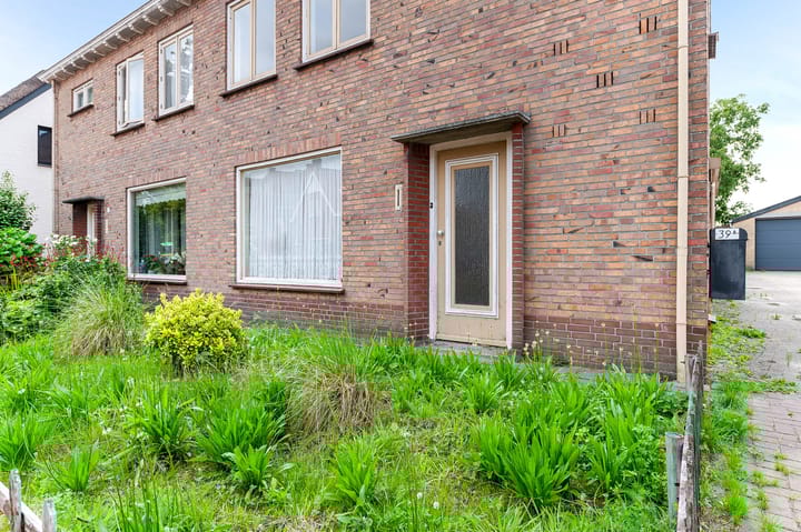 Photo 2 of Sint Antoniusstraat 39-A