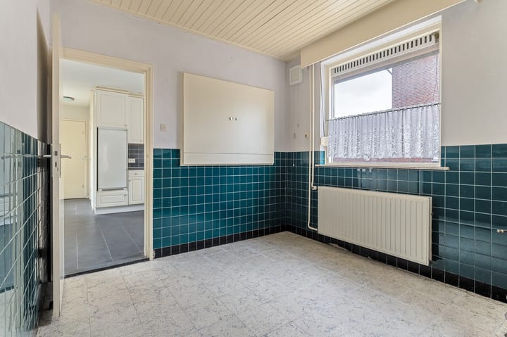 Photo 7 of Sint Antoniusstraat 39-A