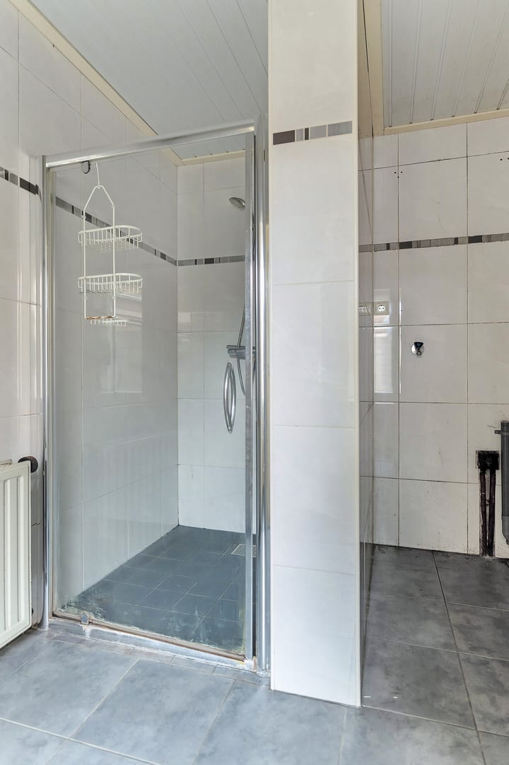 Photo 11 of Sint Antoniusstraat 39-A