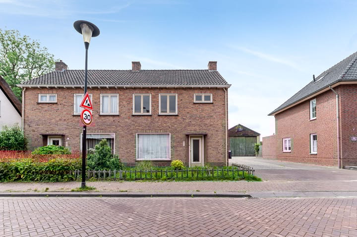 Photo 35 of Sint Antoniusstraat 39-A