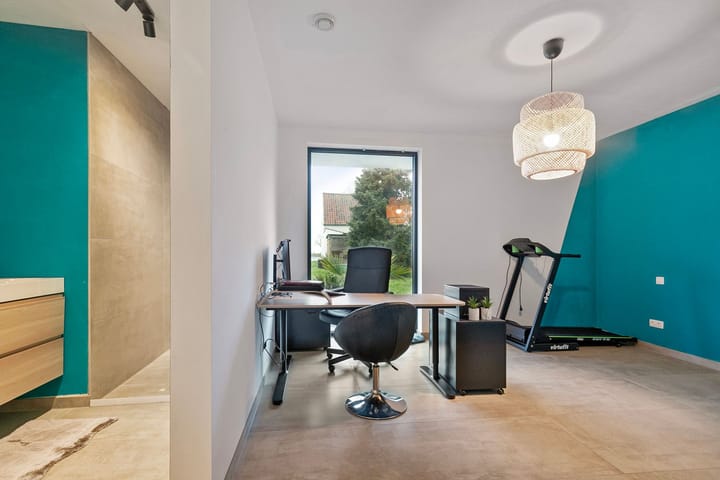 Photo 20 of Achterstraat 19-A