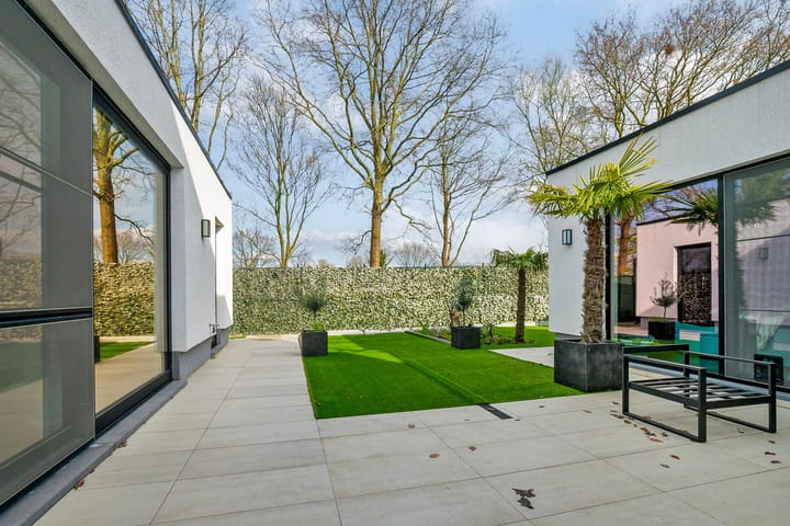 Photo 22 of Achterstraat 19-A