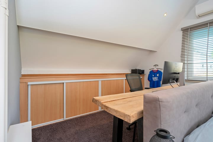 Foto 44 van Adam Beckersdreef 7