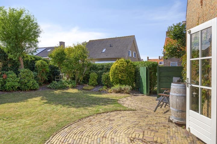 Photo 8 of de Bellink 12