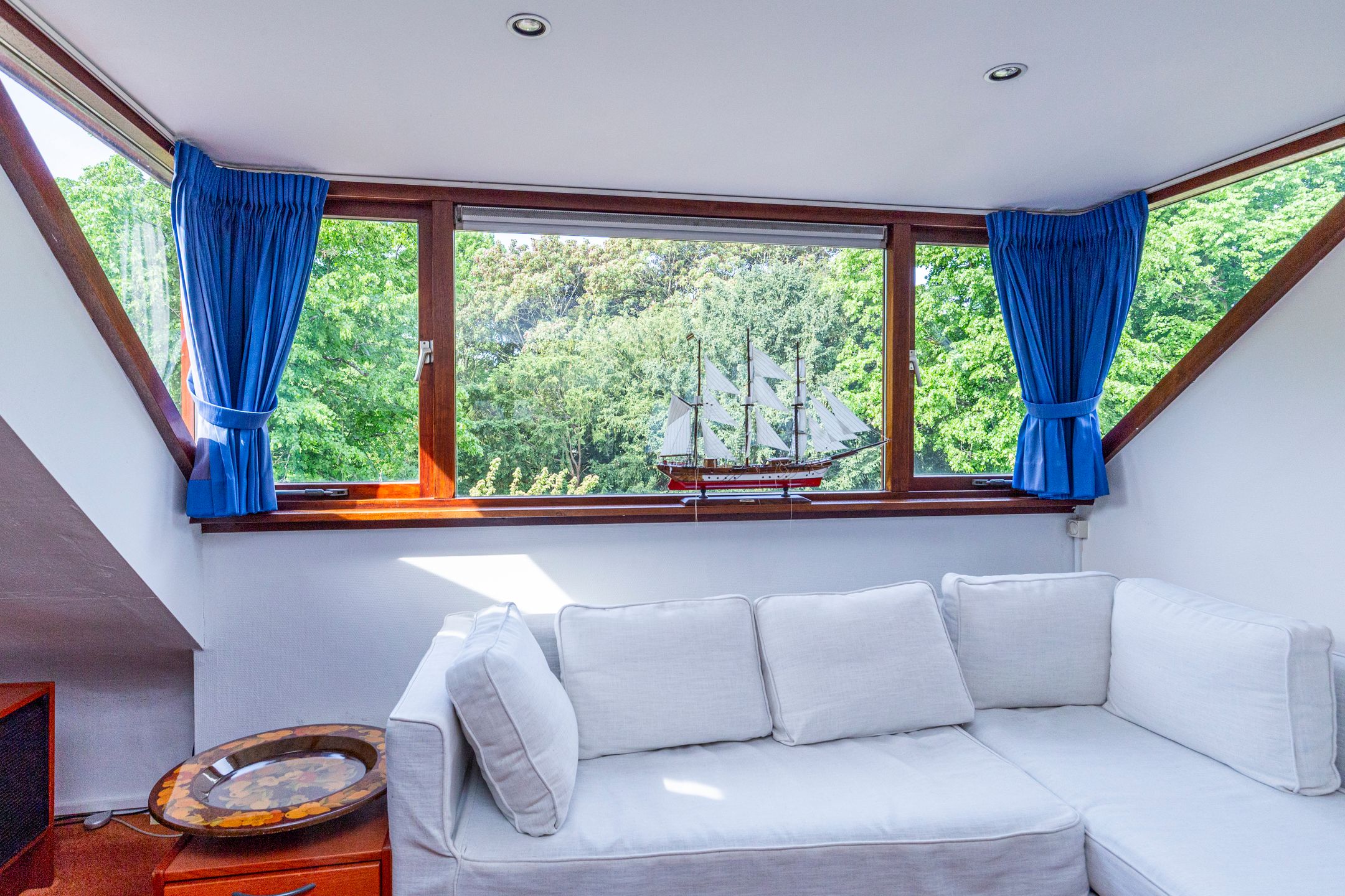 Foto 36 van Mgr P.J. Willekenslaan 29