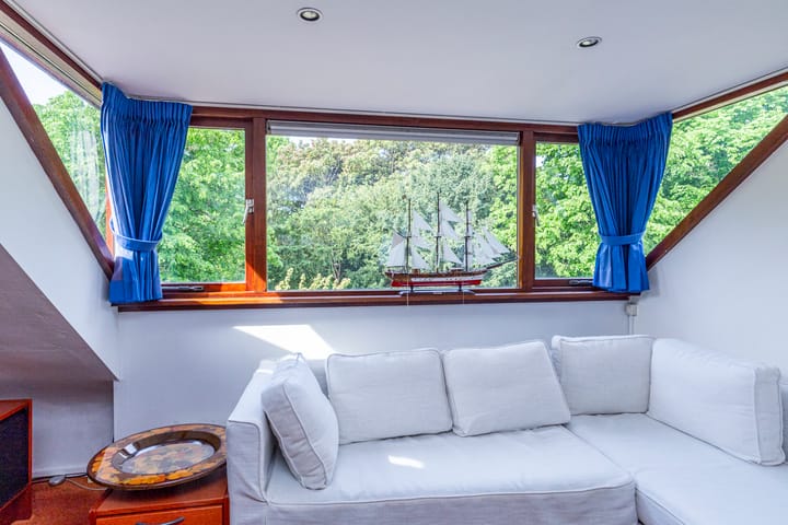 Foto 36 van Mgr P.J. Willekenslaan 29