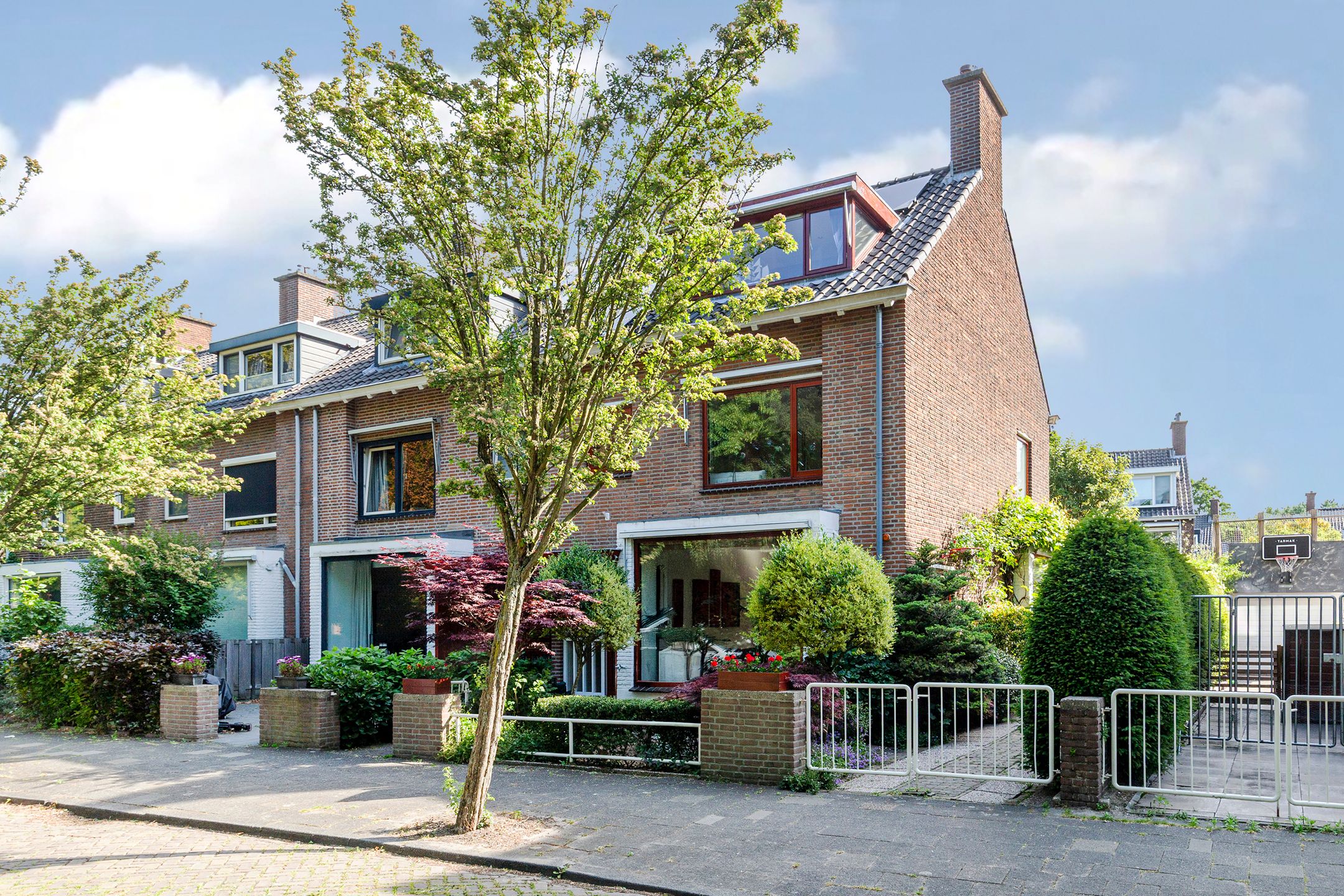 Foto 45 van Mgr P.J. Willekenslaan 29