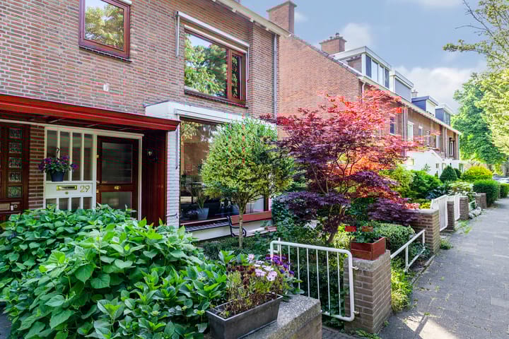 Foto 46 van Mgr P.J. Willekenslaan 29