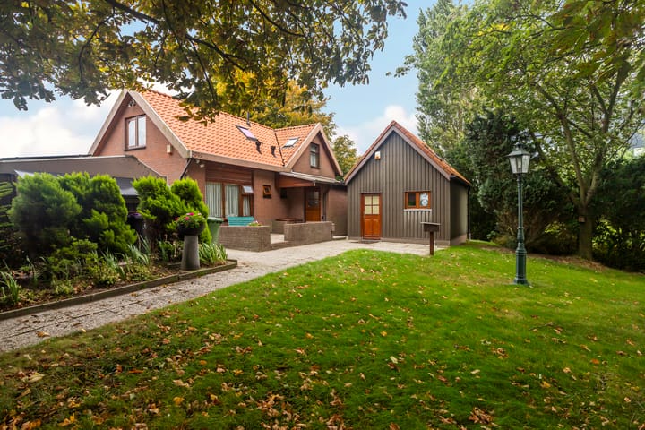 Photo 1 of Woudselaan 55