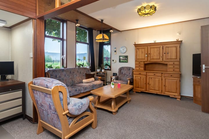 Photo 3 of Woudselaan 55