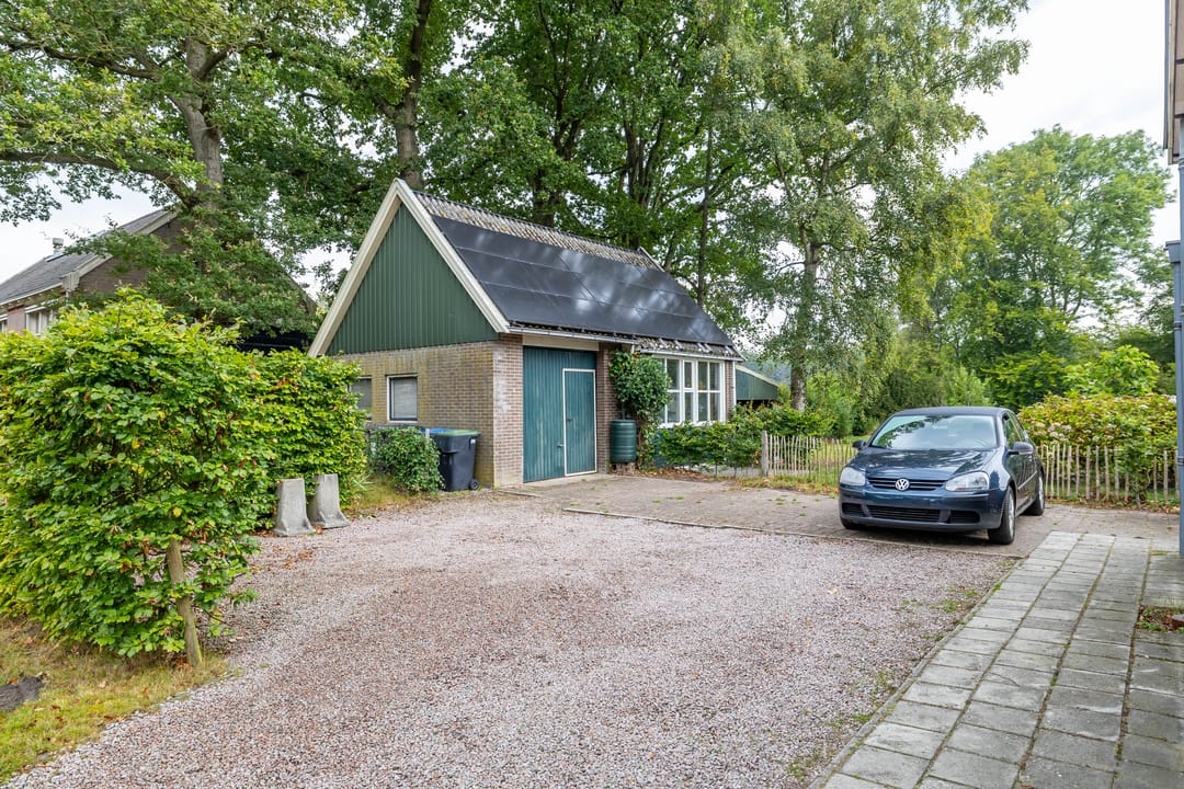 Photo 8 of Hoofdweg 30