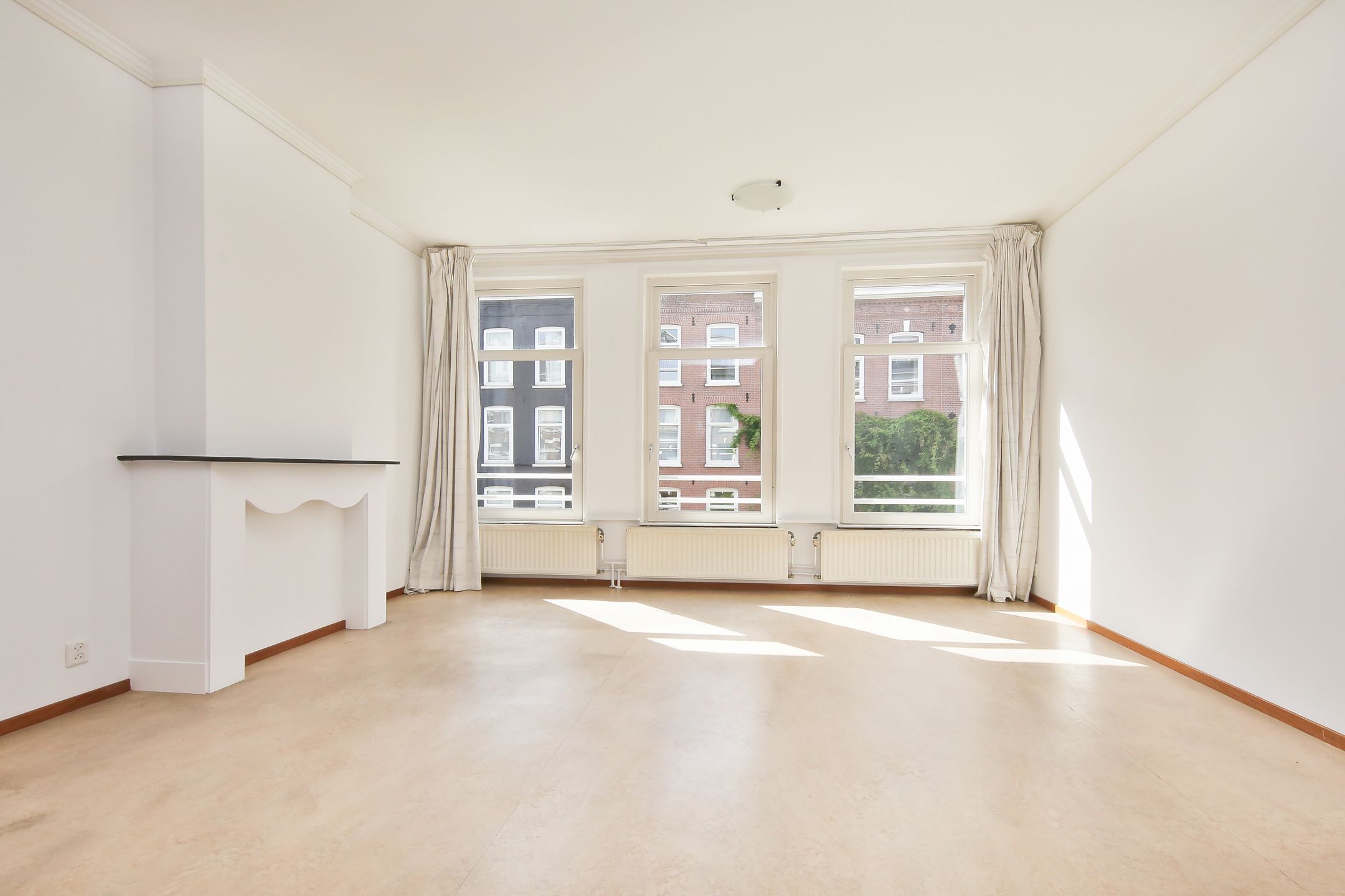Photo 6 of Eerste Jan Steenstraat 107-2
