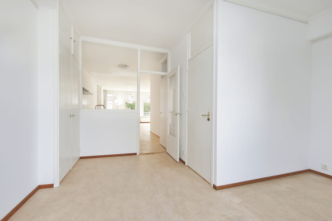 Photo 16 of Eerste Jan Steenstraat 107-2