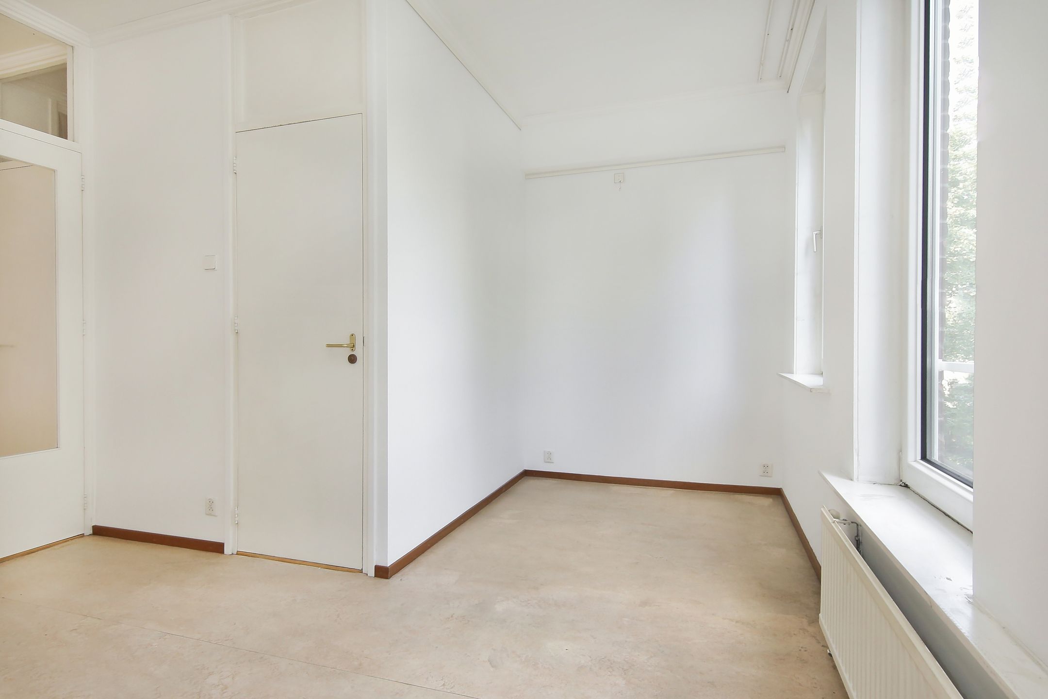 Photo 18 of Eerste Jan Steenstraat 107-2