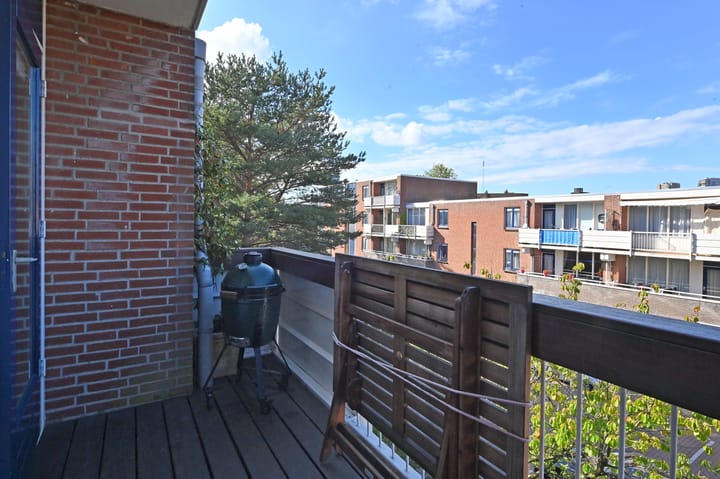 Foto 15 van Charlotte de Bourbonstraat 44