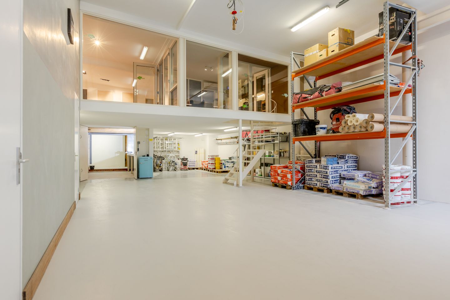 View photo 3 of Pascalstraat 5