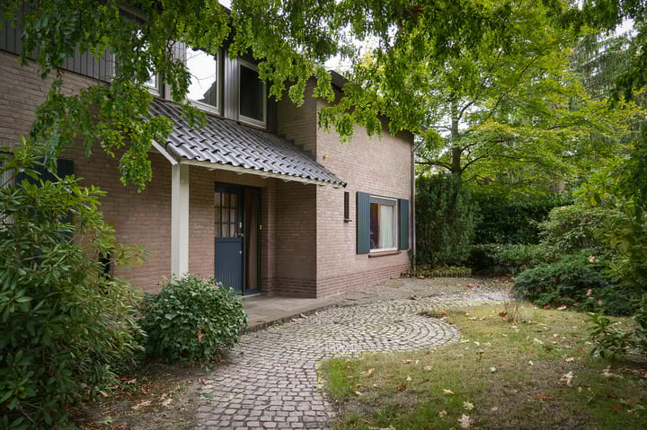 Photo 4 of Bremlaan 4