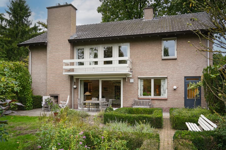 Photo 2 of Bremlaan 4