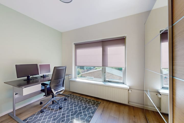 Photo 30 of Veltstraat 12