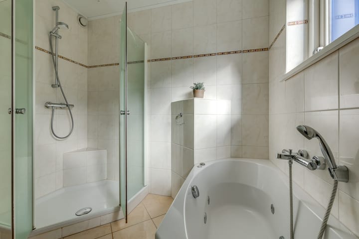 Foto 22 van Bentlagestraat 1-C