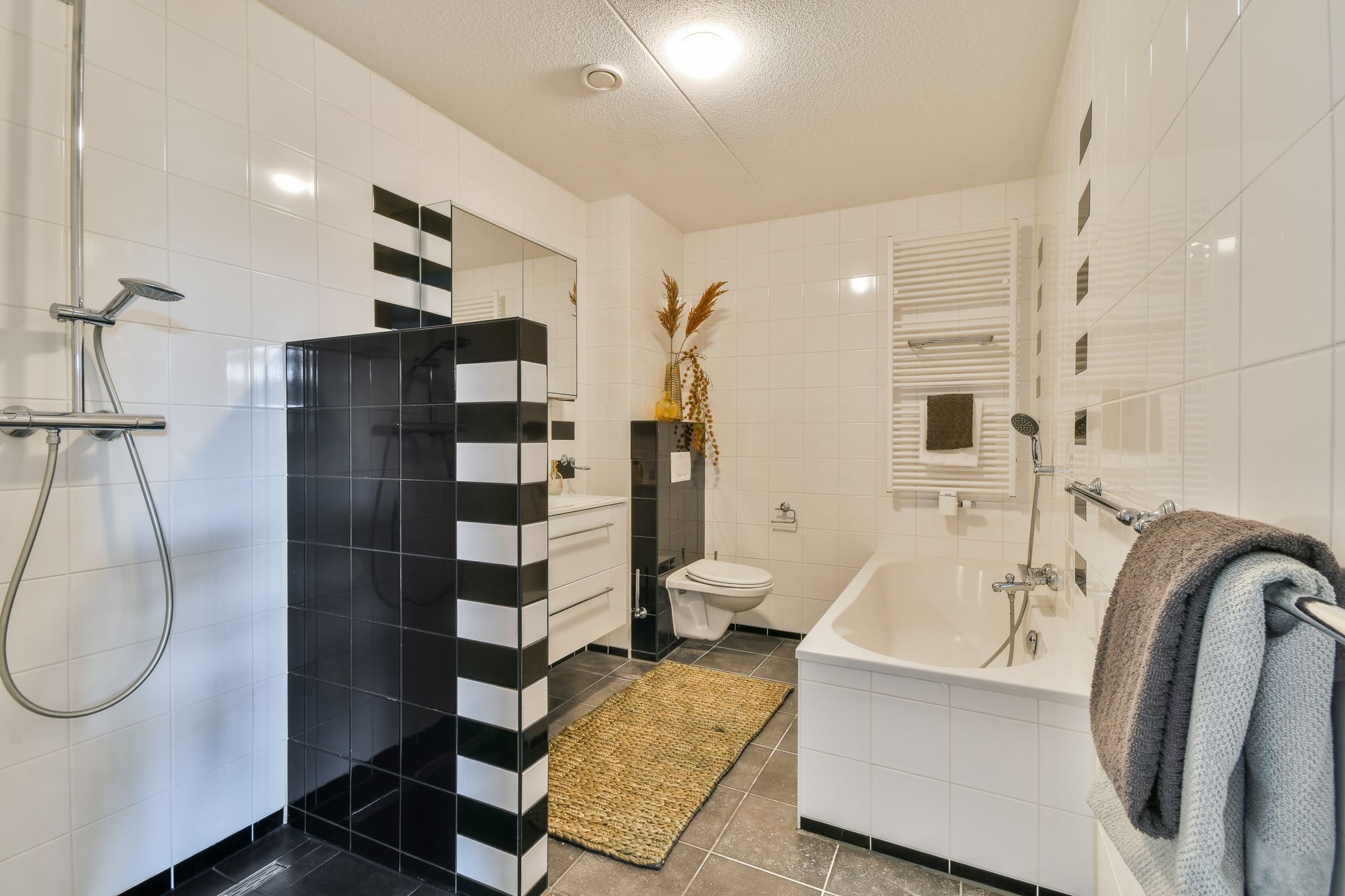 Foto 15 van Burgemeester van Stamplein 22