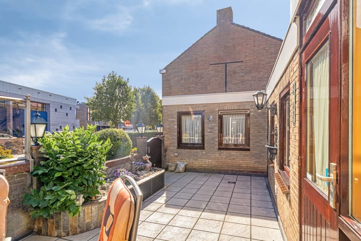 Foto 19 van Anjelierenstraat 1