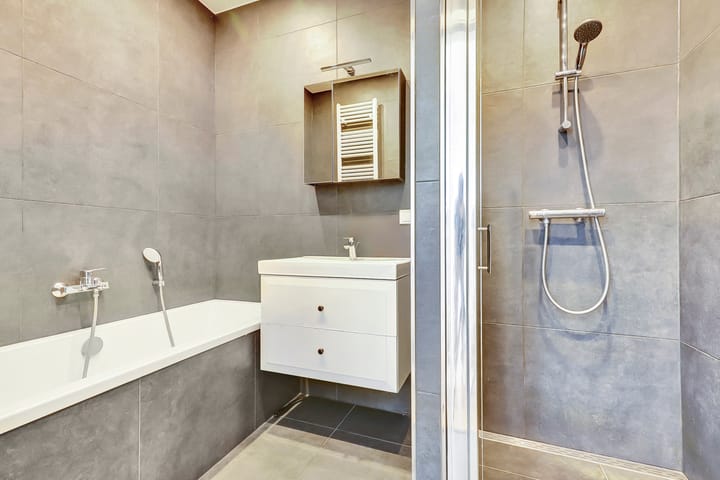 Foto 4 van Caan van Necklaan 11