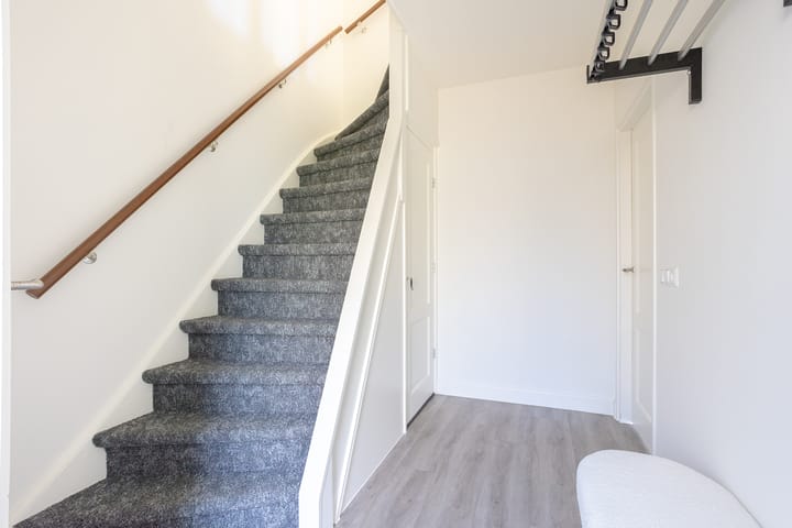 Foto 6 van van Ostadelaan 10