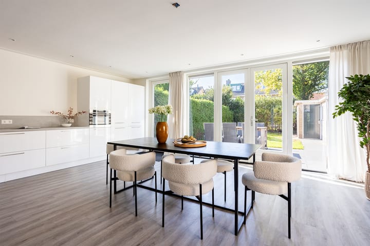 Foto 10 van van Ostadelaan 10