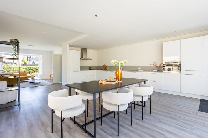 Foto 12 van van Ostadelaan 10