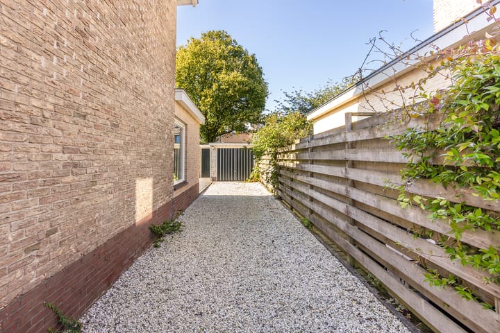 Foto 35 van van Ostadelaan 10