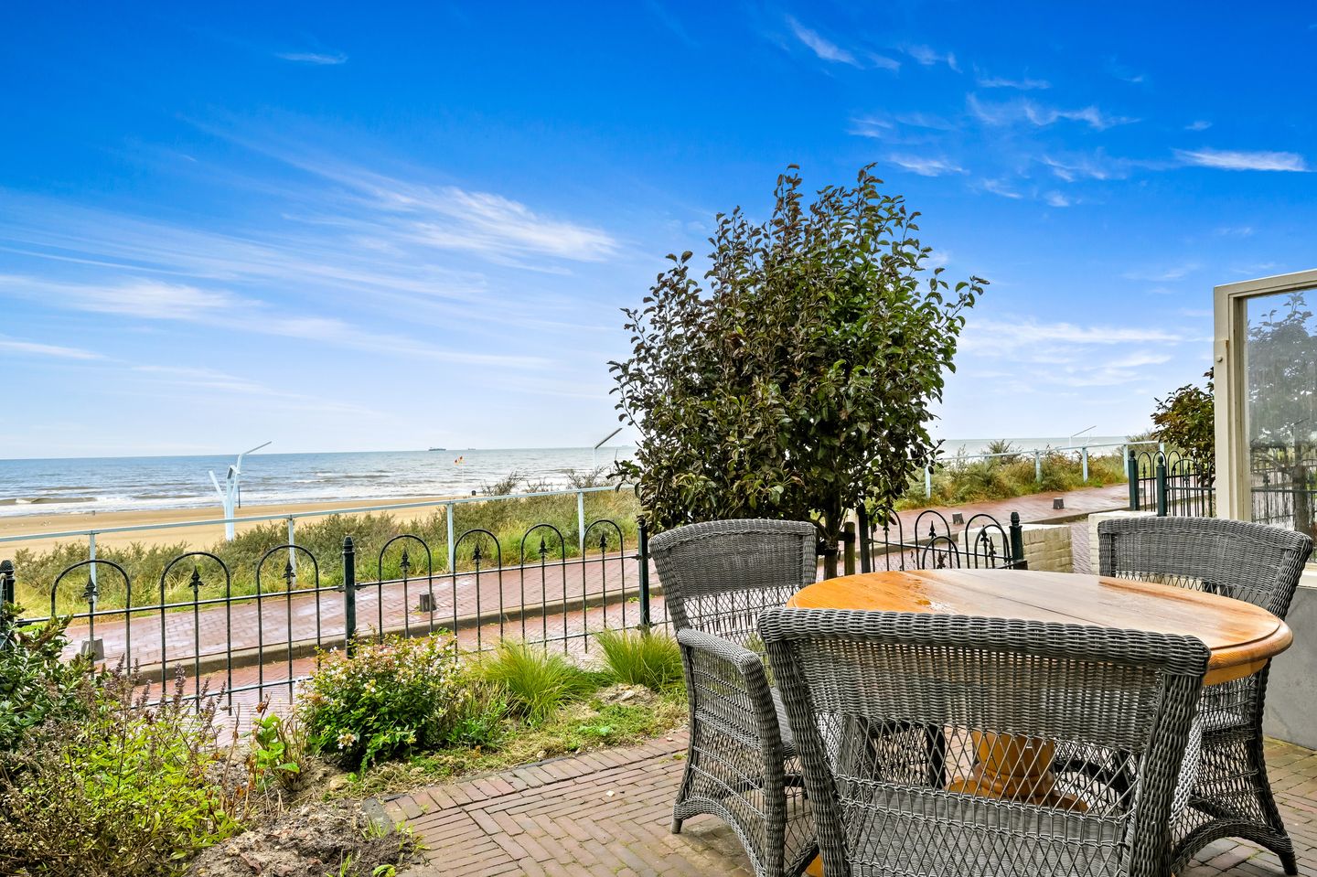 Foto 1 van Zeekant 55