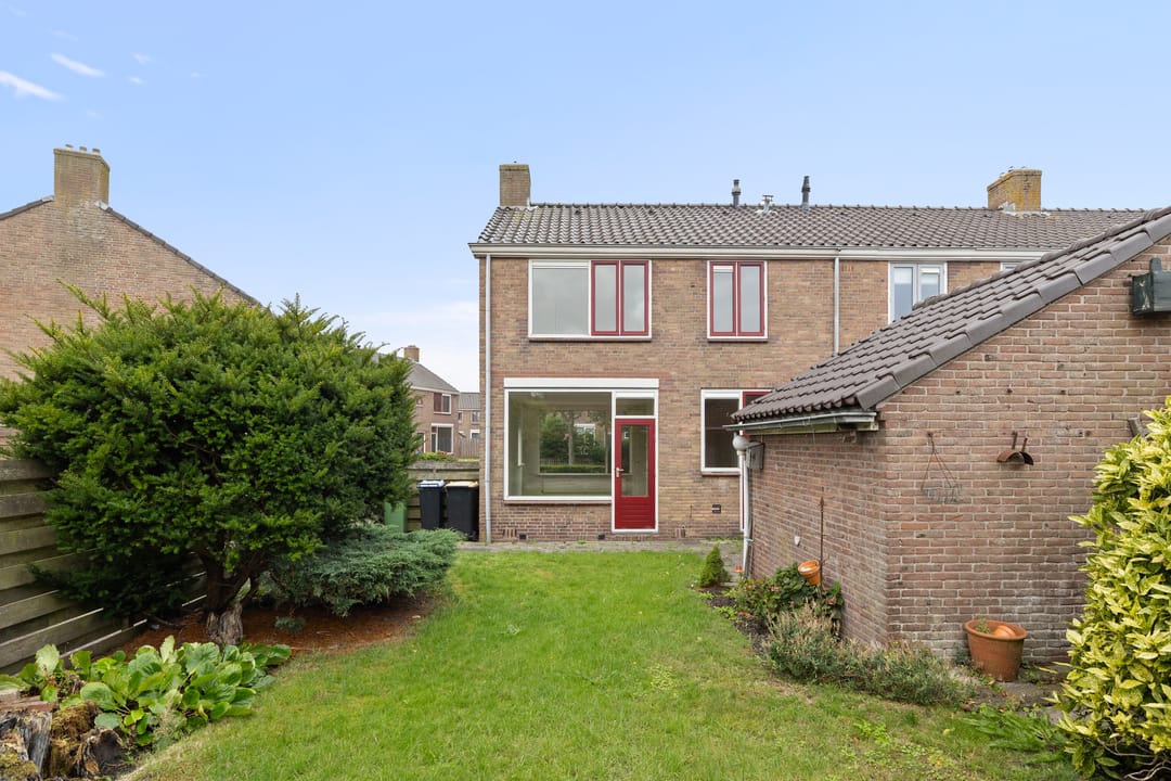 Photo 8 of Bremstraat 79