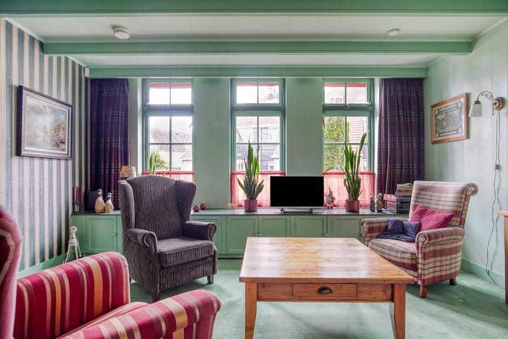 Foto 12 van Hage Weer 39