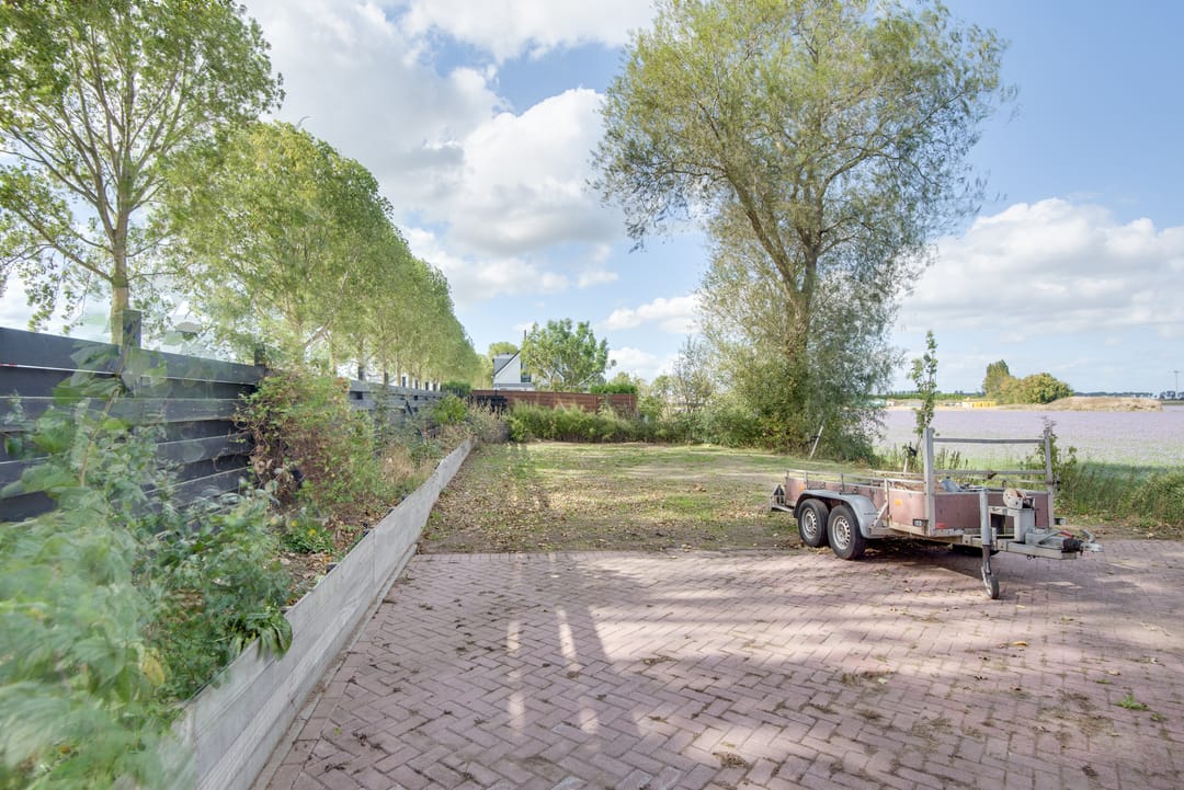 Photo 82 of Lieve Vrouwepoldersedijk 23