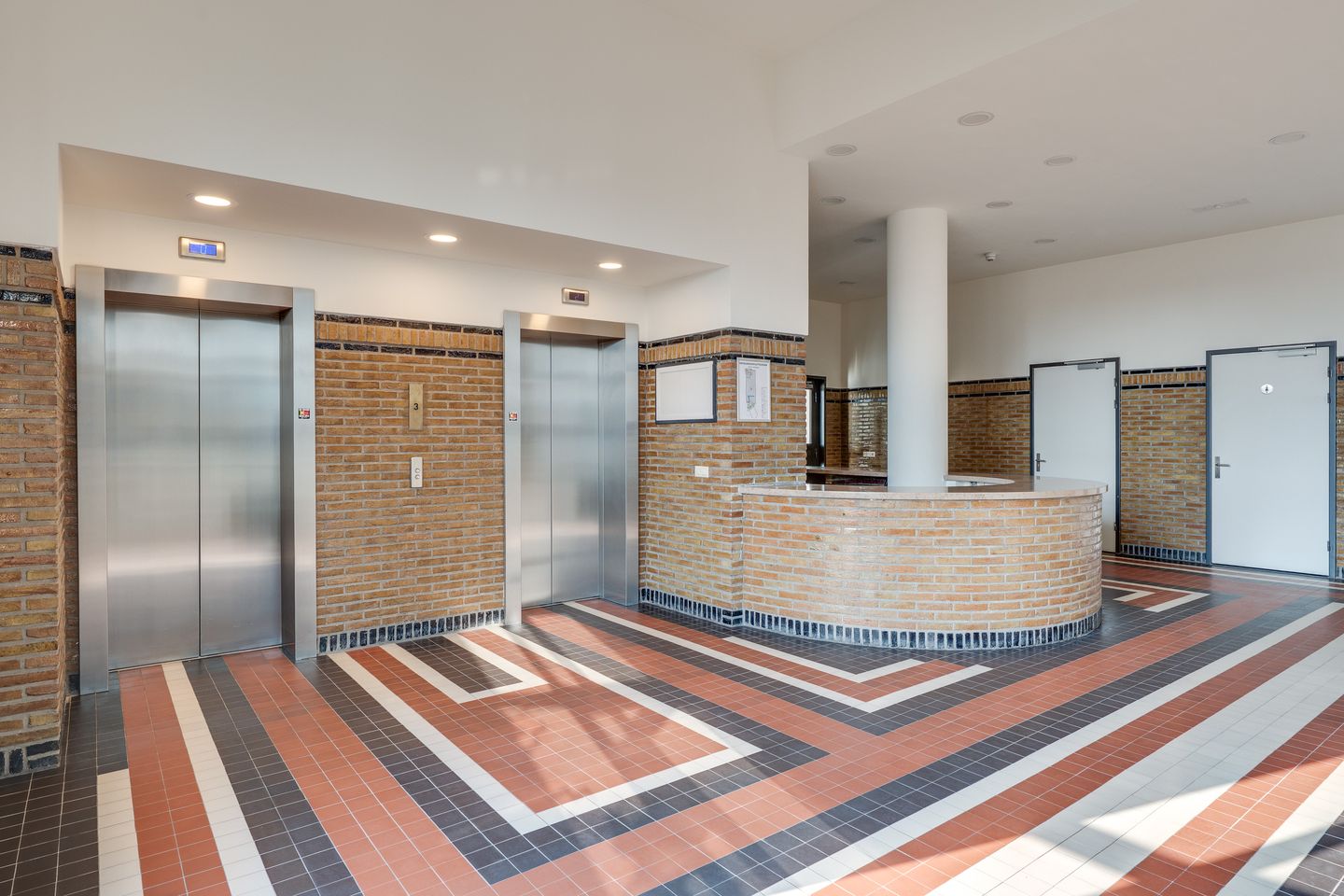 View photo 3 of Emmasingel 7-29