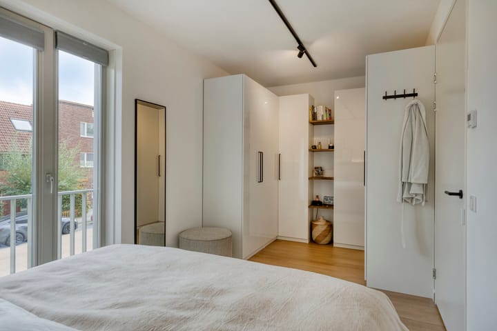 Photo 23 of Lochemstraat 32