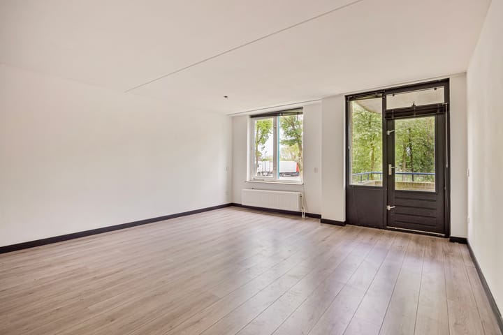 Photo 11 of Tempelstraat 19